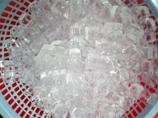 嘉定良臣制冰厂：为餐饮、奶茶店提供可口的食用冰块